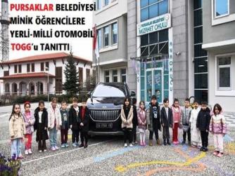İŞTE MİLLİ DUYARLILIK.. PURSAKLAR BELEDİYESİ; MİNİK ÖĞRENCİLERE YERLİ VE MİLLİ OTOMOBİLİMİZ TOGG'u ANLATIP, TANITTI