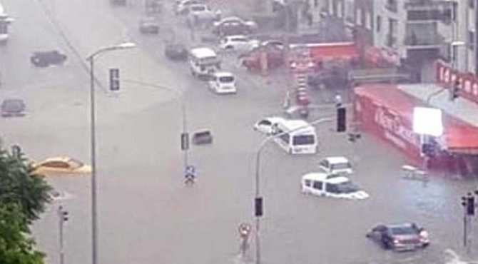 Yağış, Başkent Ankara'yı vurdu.. 3 vatandaş hayatını kaybetti