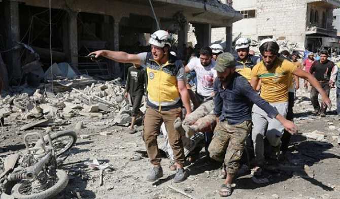 Rus savaş uçakları, İdlib'de pazar yerini bombalayarak katliam yaptı.. 17 Sivil vatandaş öldü